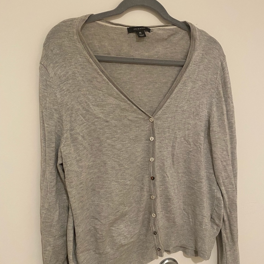 Primark grey button down sweater - Picture 5 of 9